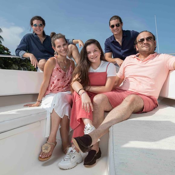 Meet your Posher, Gilda - Picture 1 of 1